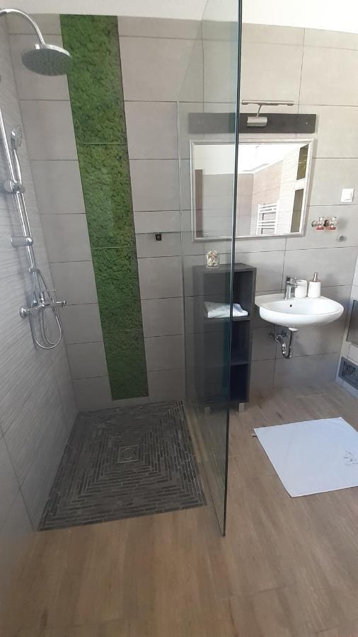 Bibic Apartman A Kapolnasnyek Esterno foto
