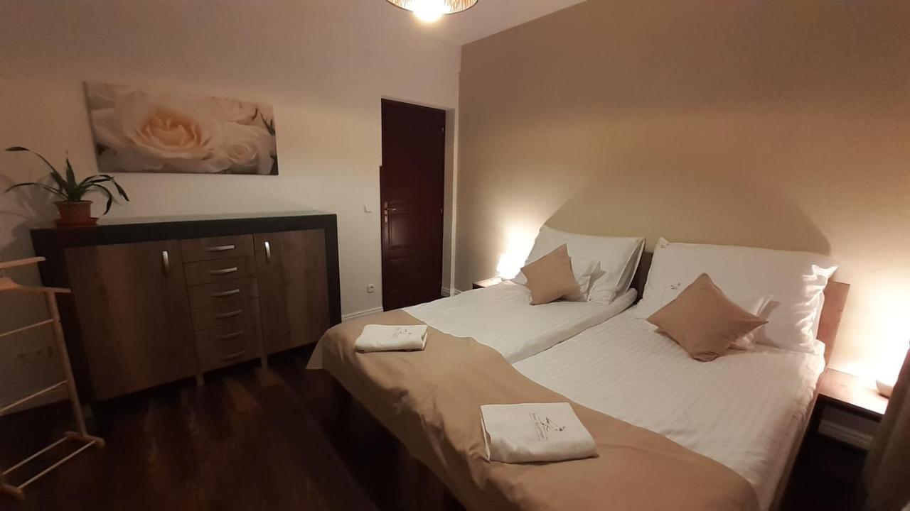 Bibic Apartman A Kapolnasnyek Esterno foto