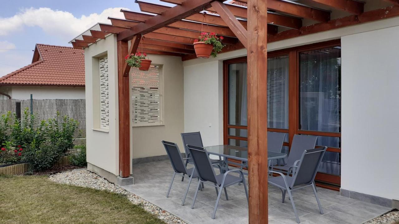 Bibic Apartman A Kapolnasnyek Esterno foto